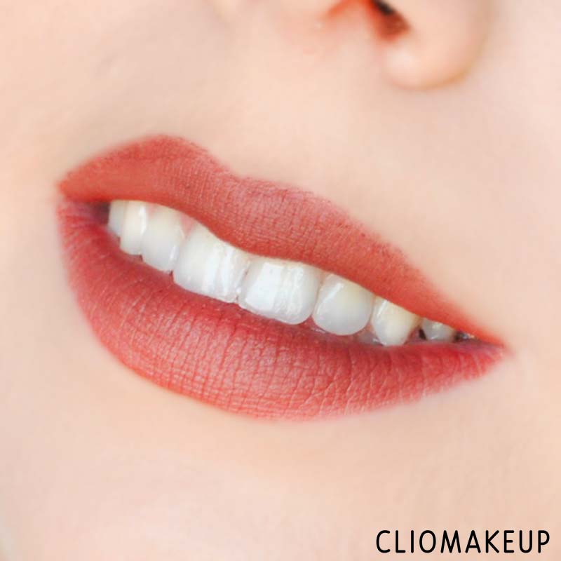 cliomakeup-recensione-rossetti-kiko-gold-waves-matte-lipstylo-10