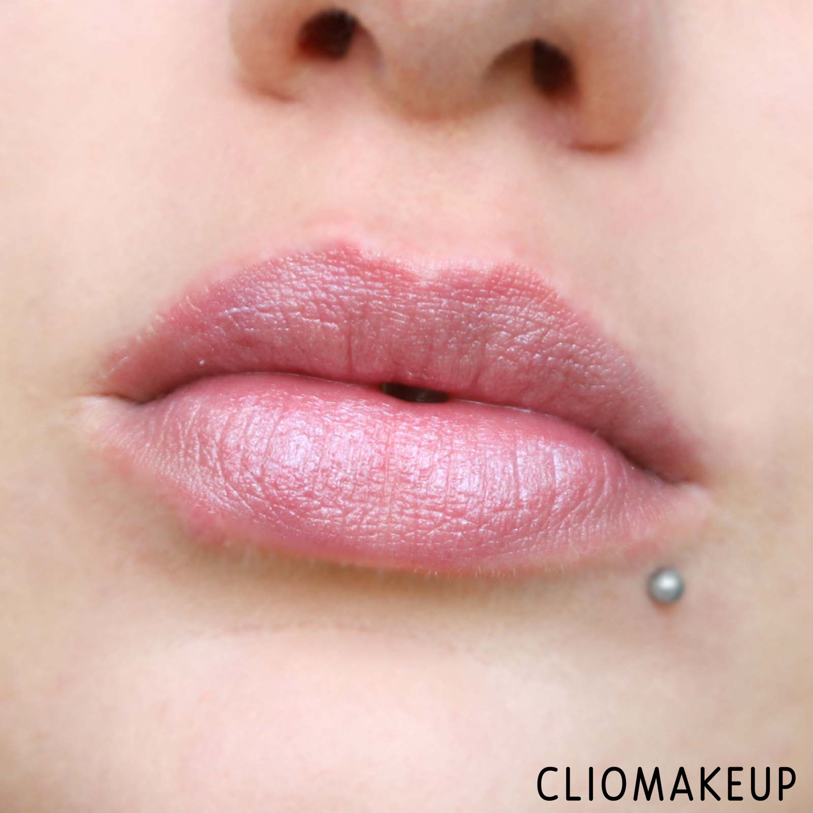 cliomakeup-recensione-balsamo-labbra-cien-lip-balm-shiny-pearl-11