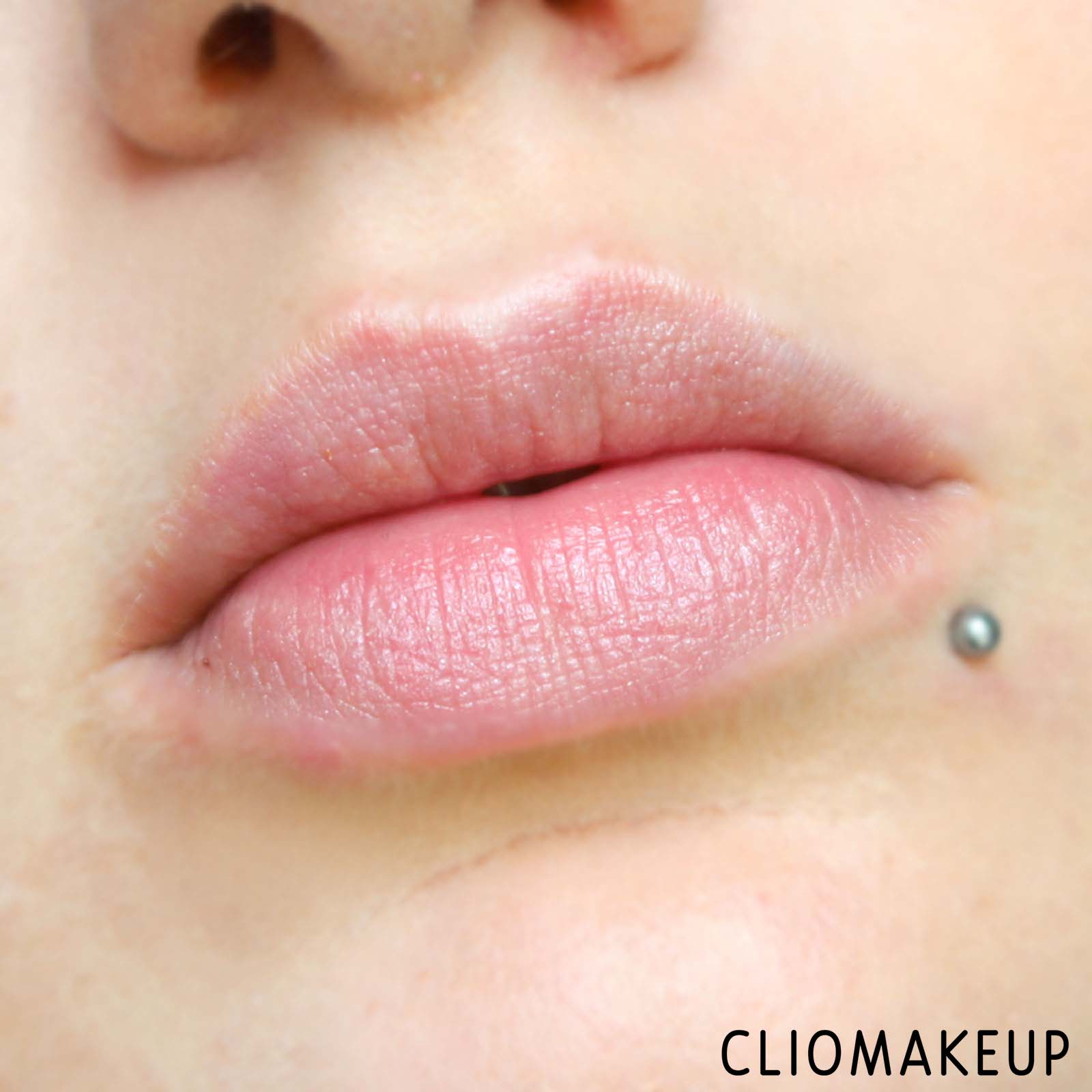 cliomakeup-recensione-balsamo-labbra-cien-lip-balm-shiny-pearl-12