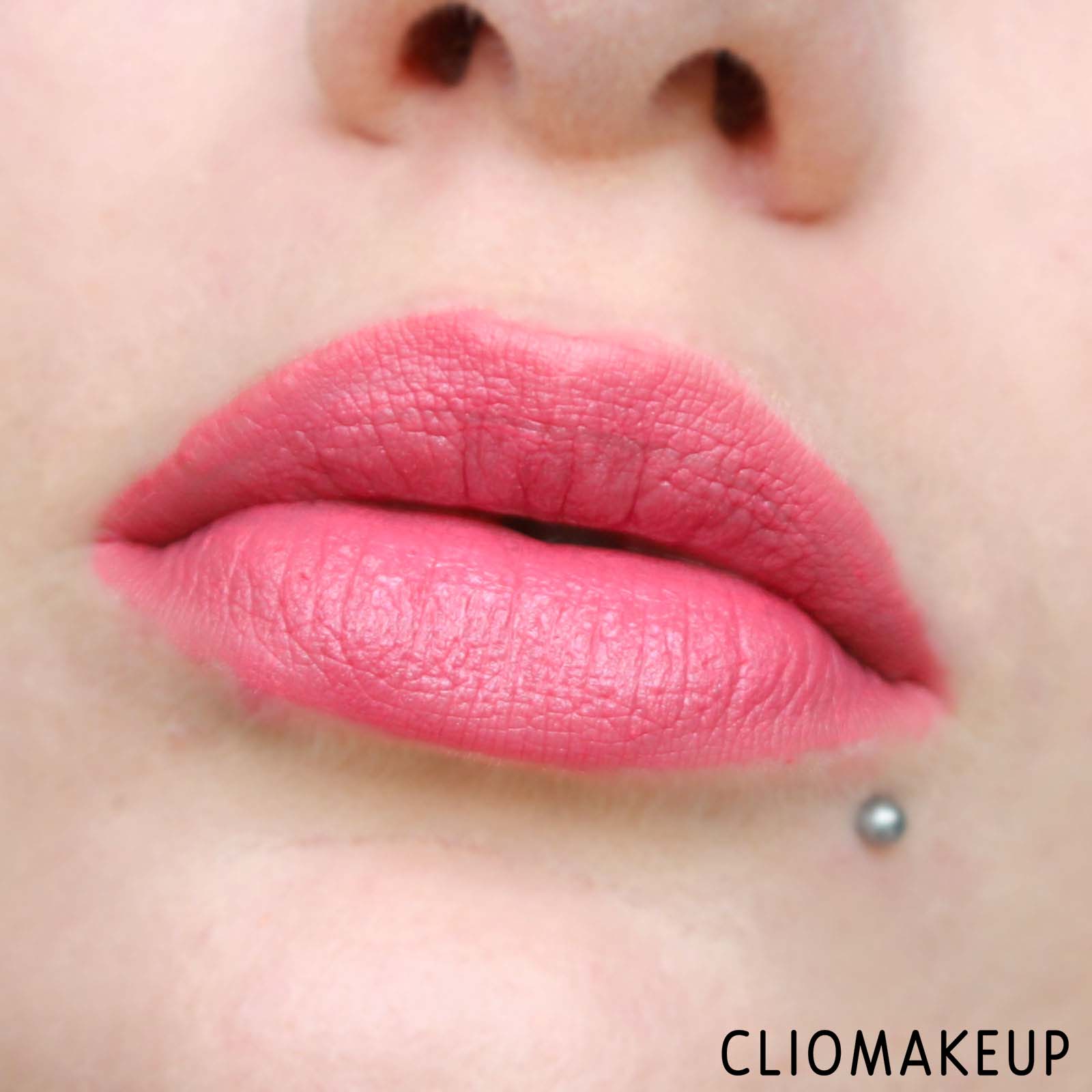 cliomakeup-recensione-balsamo-labbra-cien-lip-balm-shiny-pearl-15