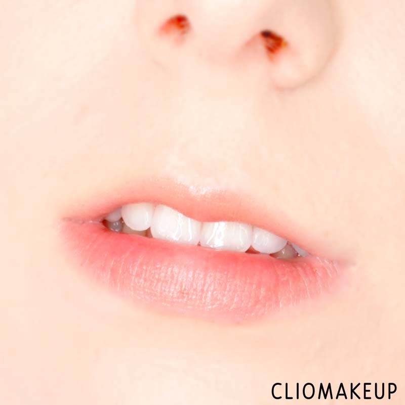 cliomakeup-recensione-balsamo-labbra-lavera-basis-sensitiv-lip-balm-11