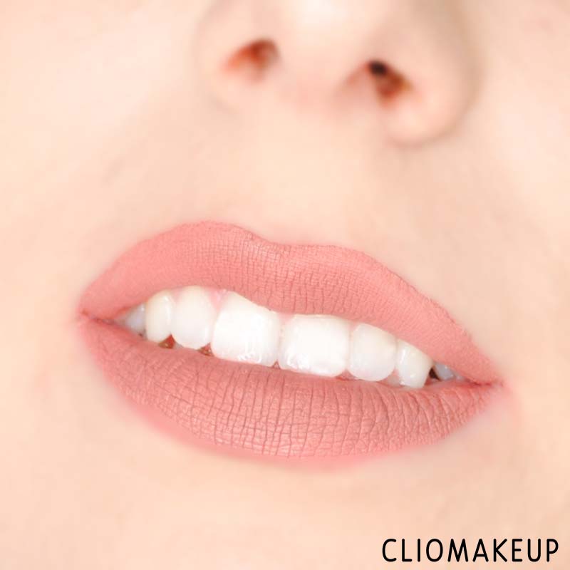 cliomakeup-recensione-balsamo-labbra-lavera-basis-sensitiv-lip-balm-13
