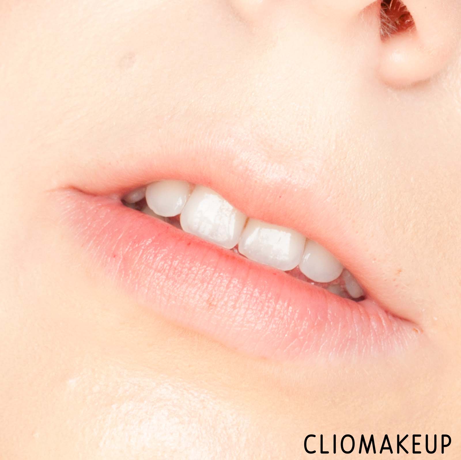 cliomakeup-recensione-balsamo-labbra-neutrogena-stick-labbra-secche-10