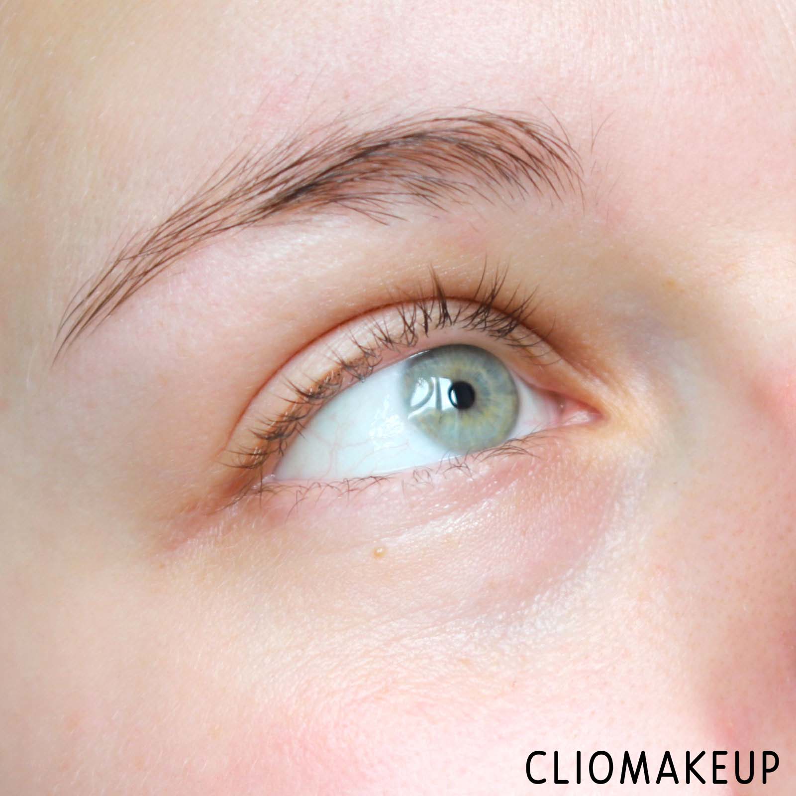 cliomakeup-recensione-correttore-kat-von-d-lock-it-concealer-creme-10