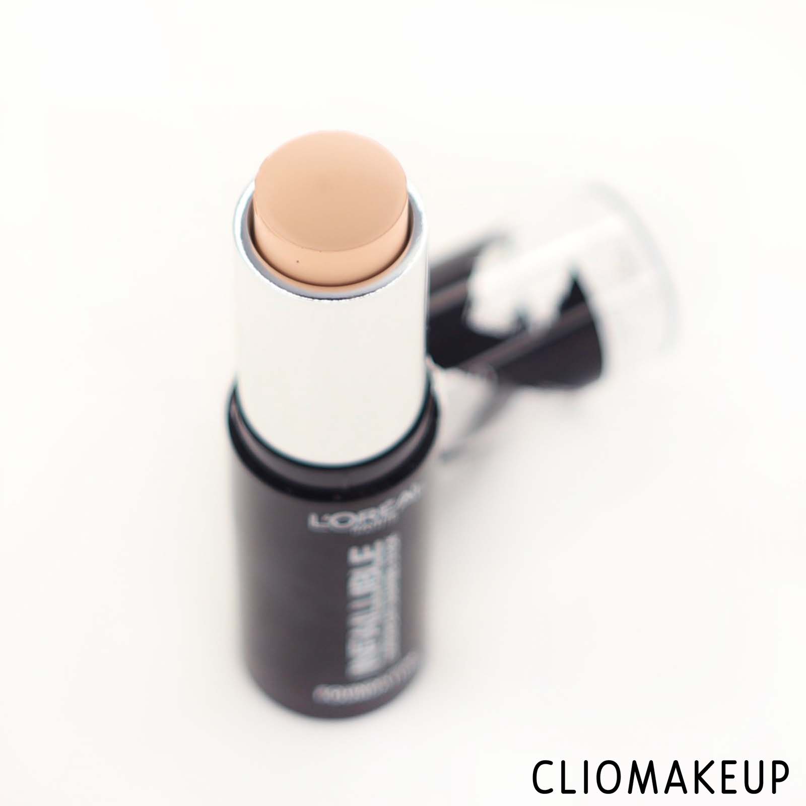cliomakeup-recensione-fondotinta-lorea-infaillible-foundation-5