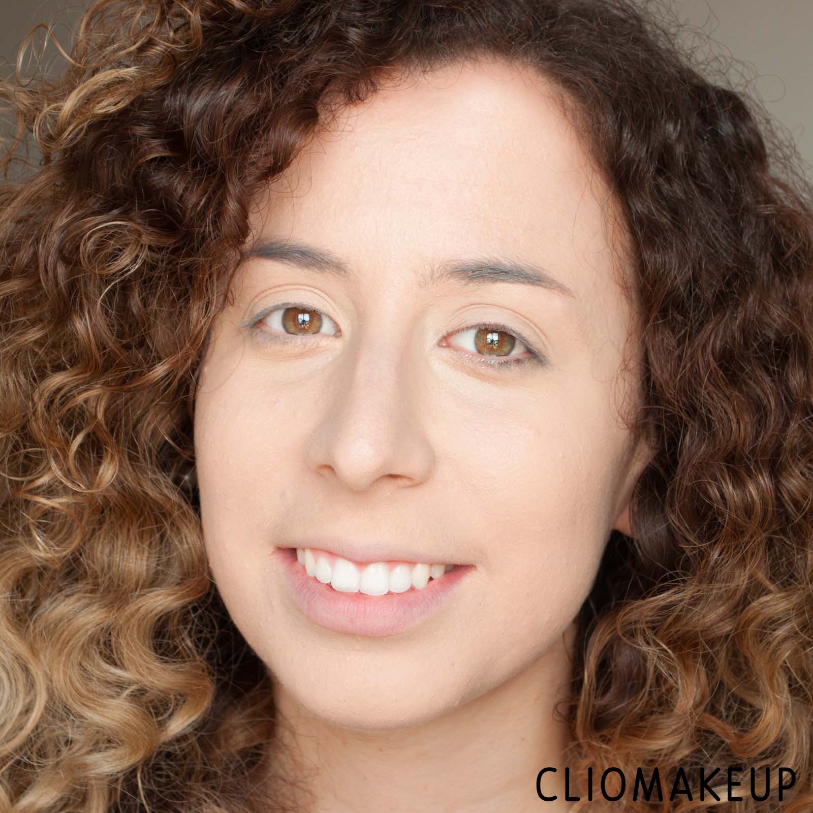 cliomakeup-recensione-fondotinta-urban decay-all-nighter-liquid-foundation-14