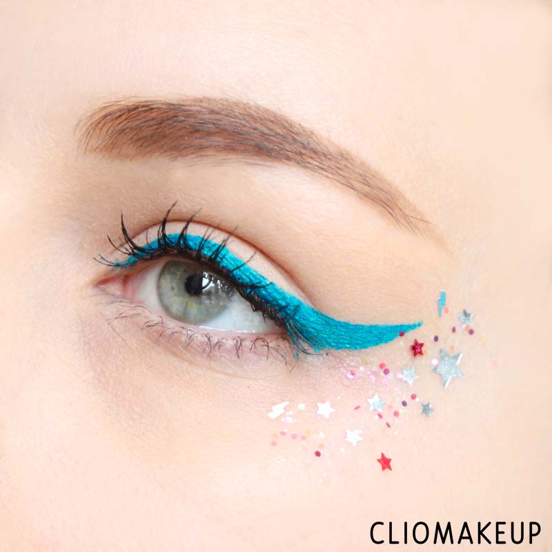 cliomakeup-recensione-glitter-primer-essence-get-your-glitter-on-10