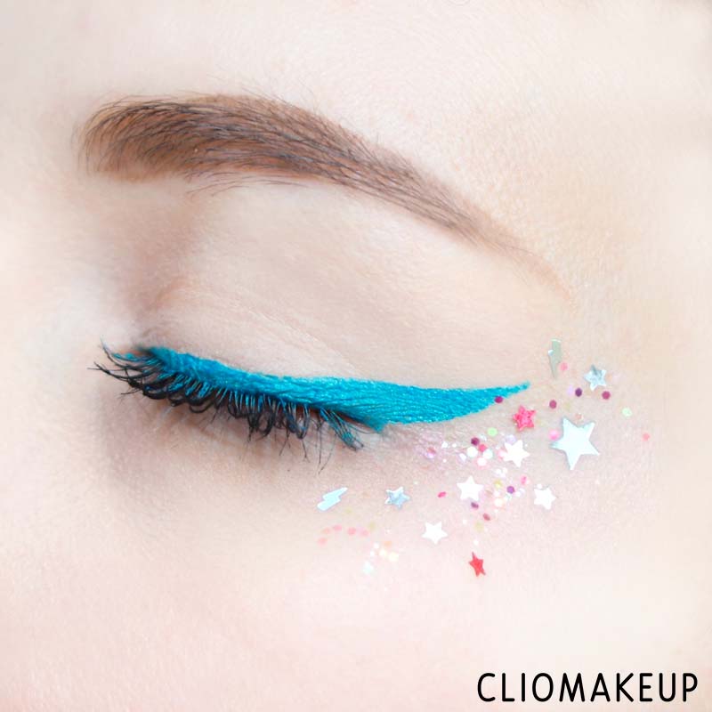 cliomakeup-recensione-glitter-primer-essence-get-your-glitter-on-12
