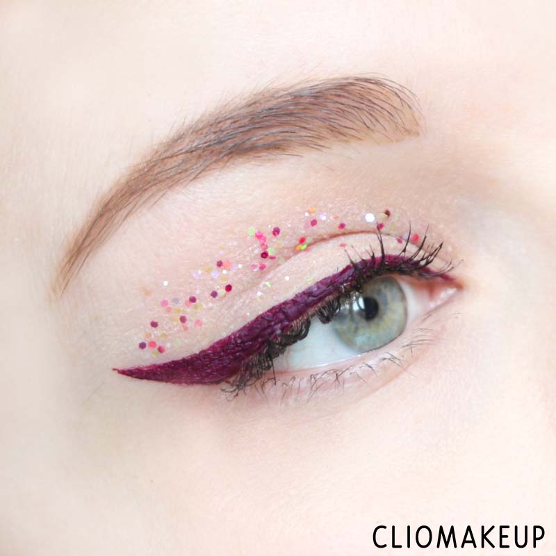 cliomakeup-recensione-glitter-primer-essence-get-your-glitter-on-13