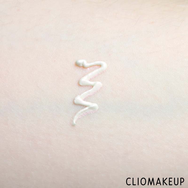 cliomakeup-recensione-glitter-primer-essence-get-your-glitter-on-6