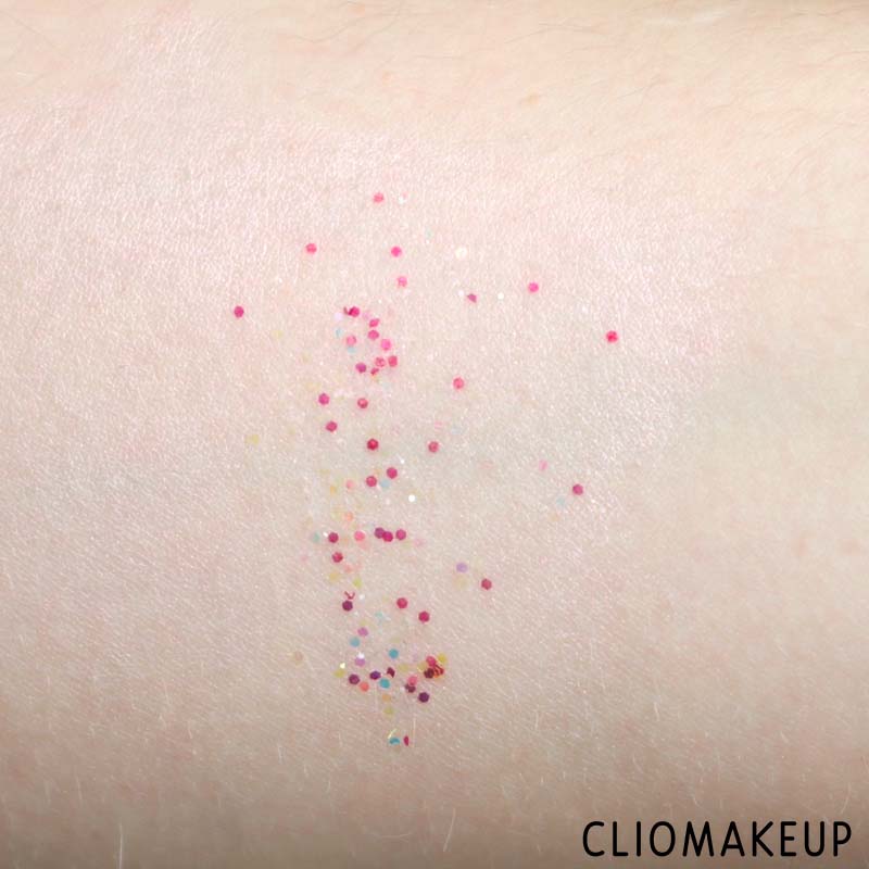 cliomakeup-recensione-glitter-primer-essence-get-your-glitter-on-9