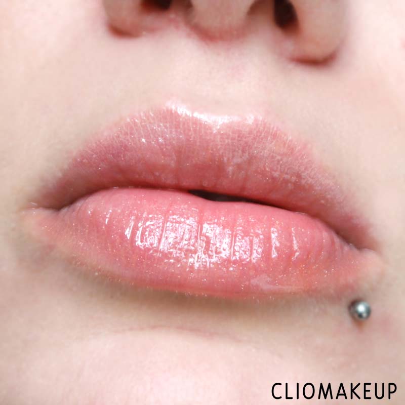 cliomakeup-recensione-gloss-fenty-beauty-gloss-bomb-12