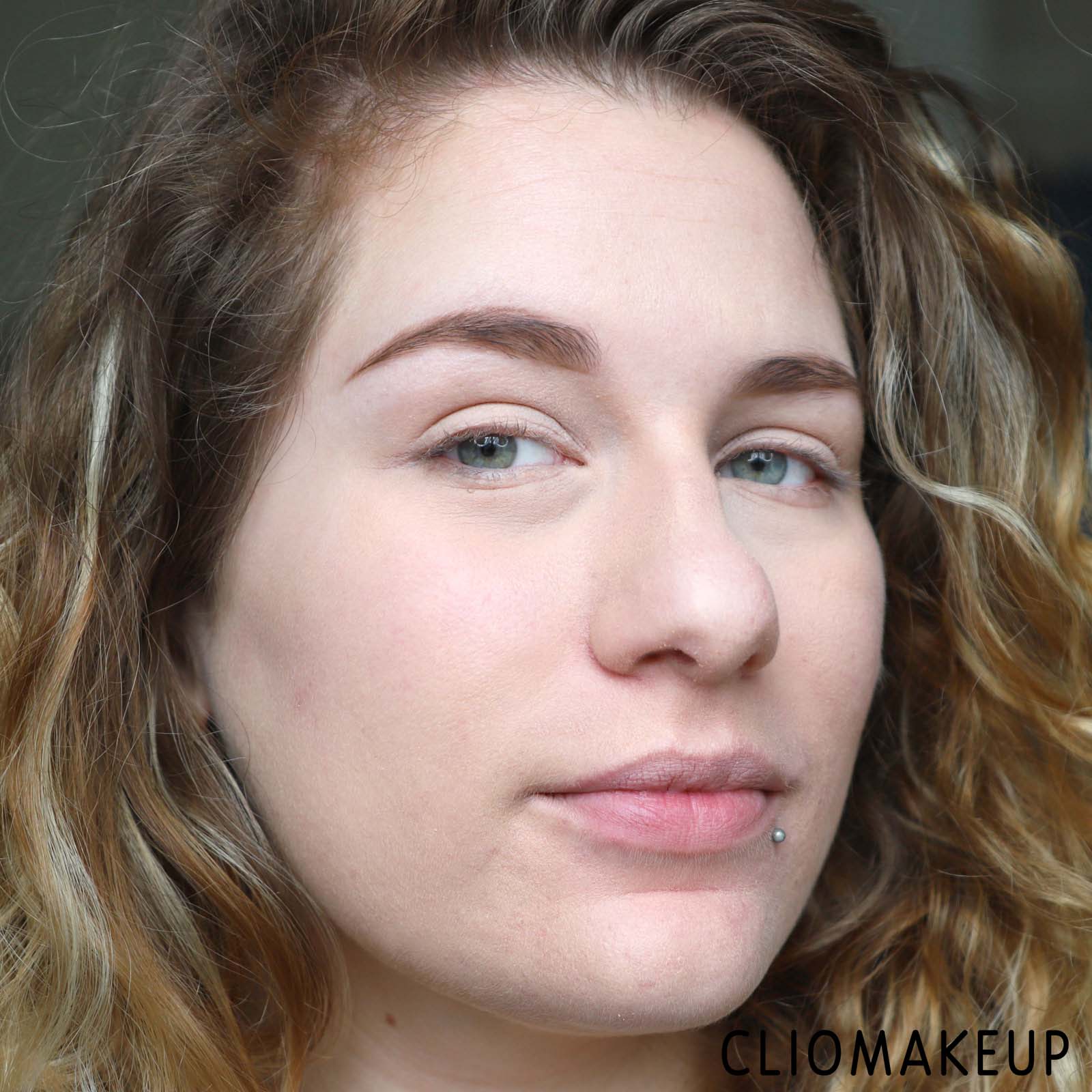 cliomakeup-recensione-illuminante-fenty-beauty-match-stix-11