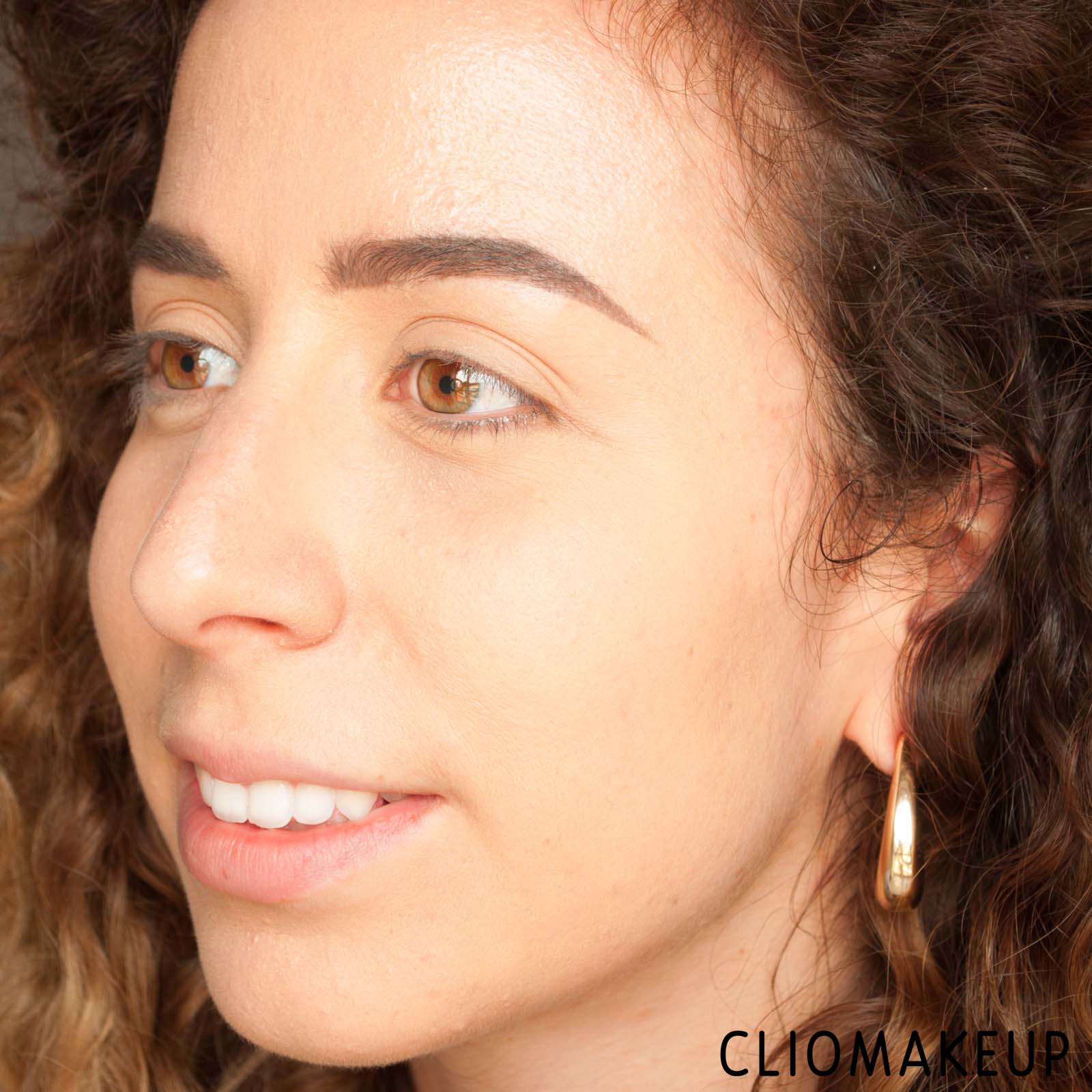 cliomakeup-recensione-illuminante-wycon-bouncy-highlighter-10