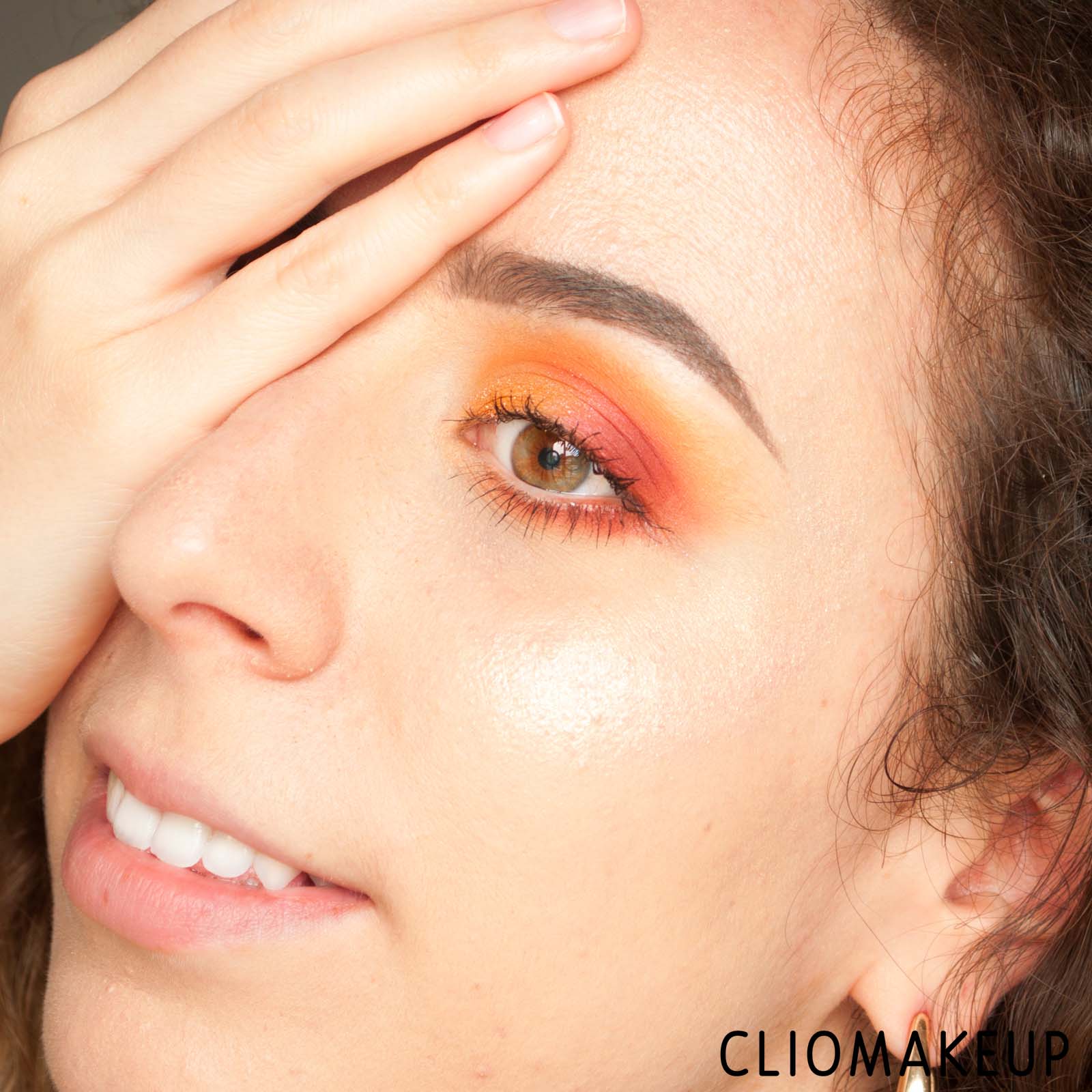 cliomakeup-recensione-illuminante-wycon-bouncy-highlighter-14