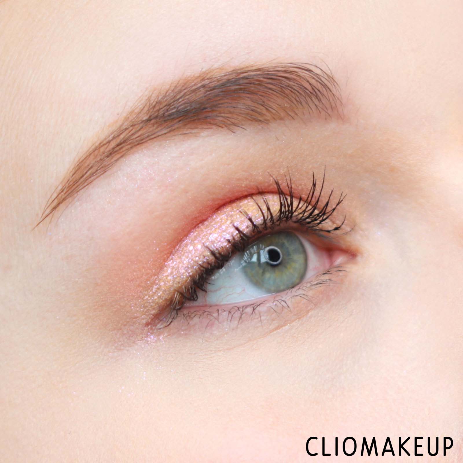 cliomakeup-recensione-ombretti-liquidi-colourpop-supernova-shadow-11