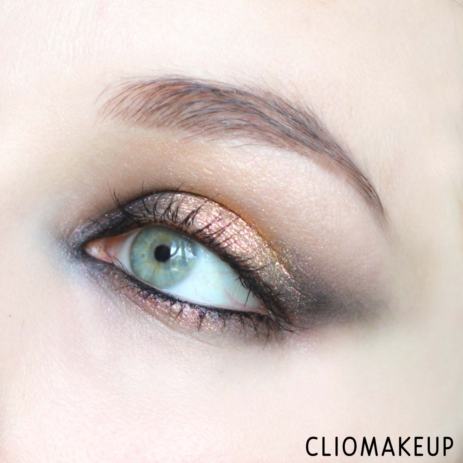 cliomakeup-recensione-ombretti-pupa-summer-in-la-holo-eyeshadow-13