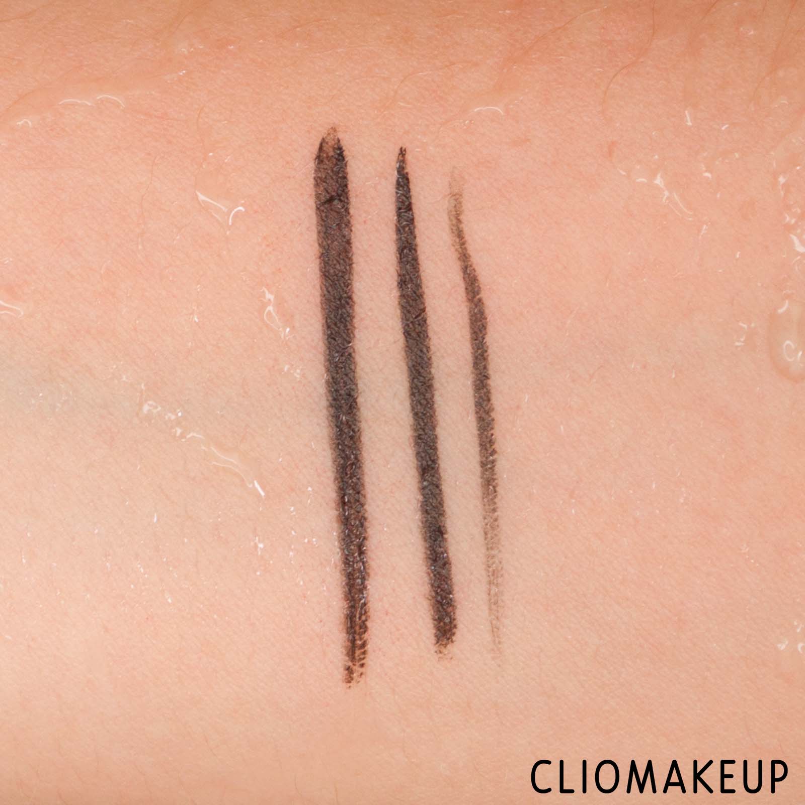 cliomakeup-recensione-eyeliner-kat-von-d-tattoo-liner-waterproof-liquid-liner-8