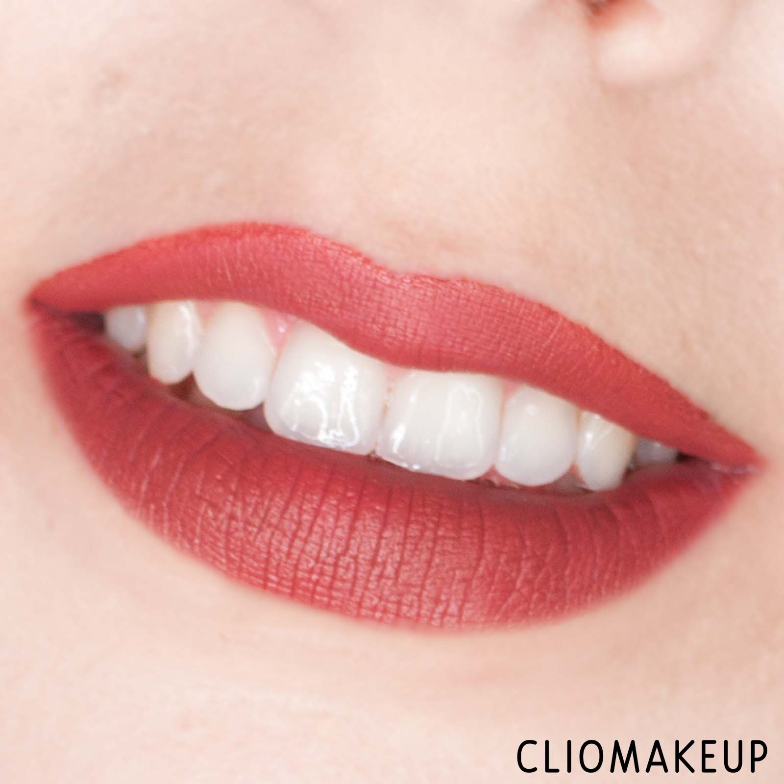 cliomakeup-recensione-gloss-jelly-jungle-lipgloss-12