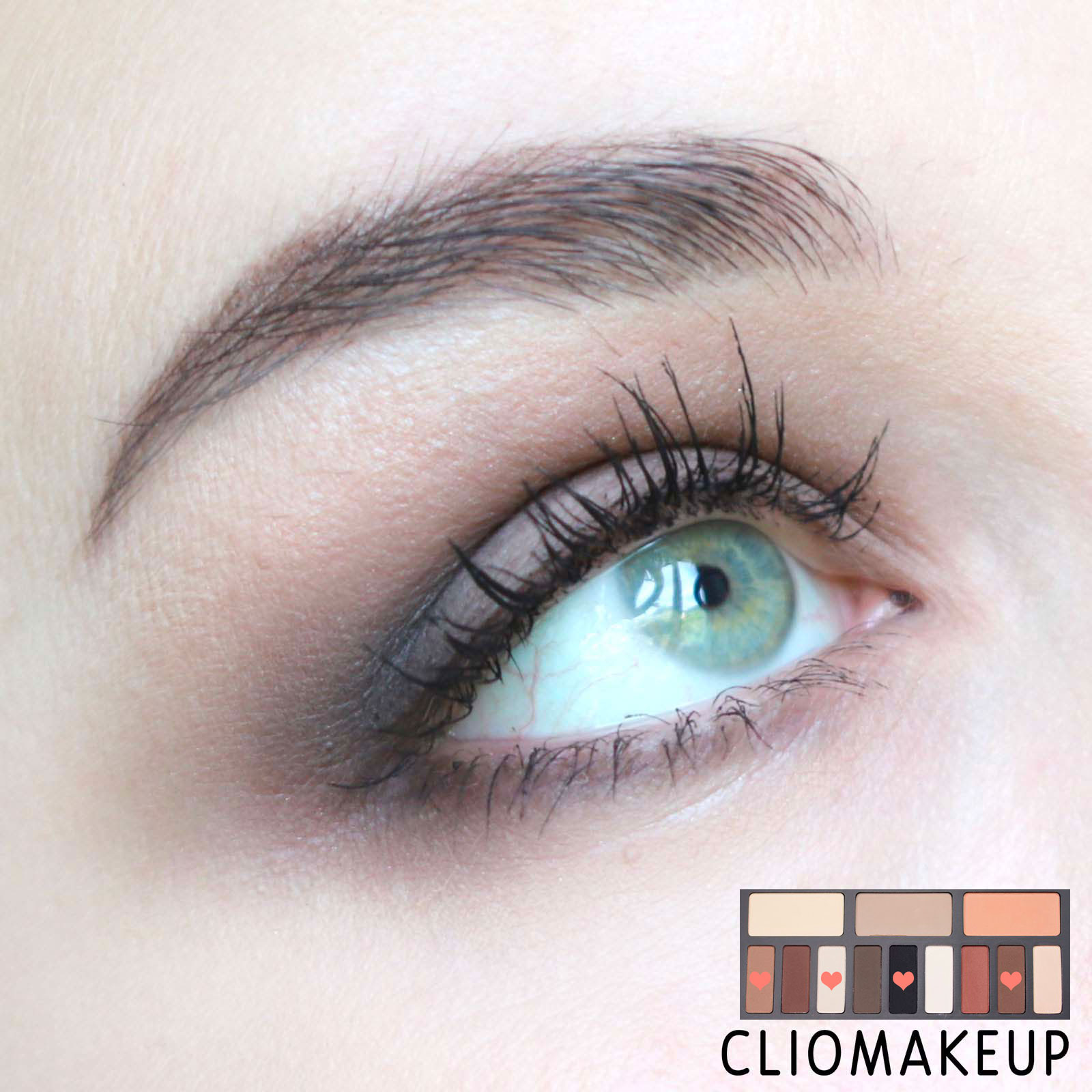 cliomakeup-recensione-palette-kat-von-d-shade-and-light-palette-15
