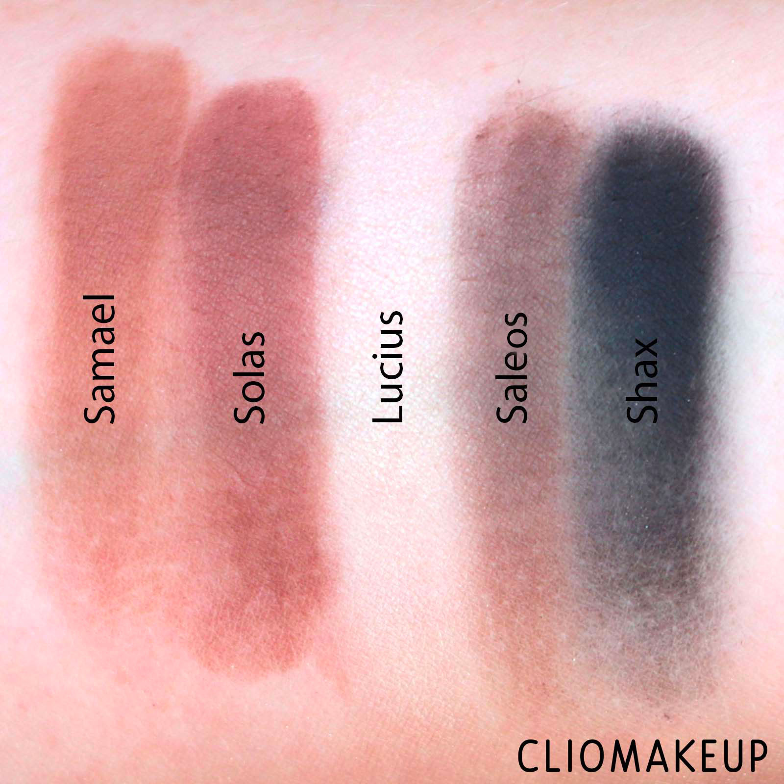 cliomakeup-recensione-palette-kat-von-d-shade-and-light-palette-9