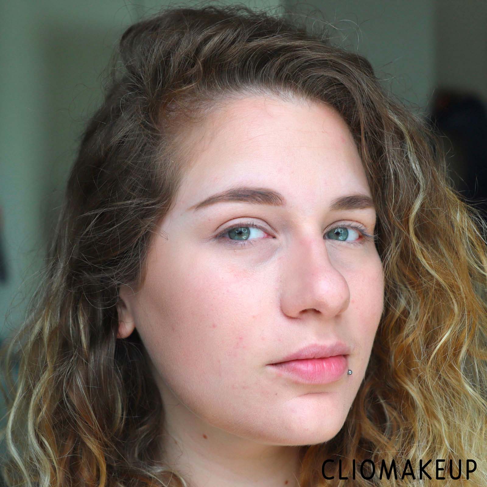 cliomakeup-recensione-terra-stick-essence-adventures-awaits-bronzing-stick-12