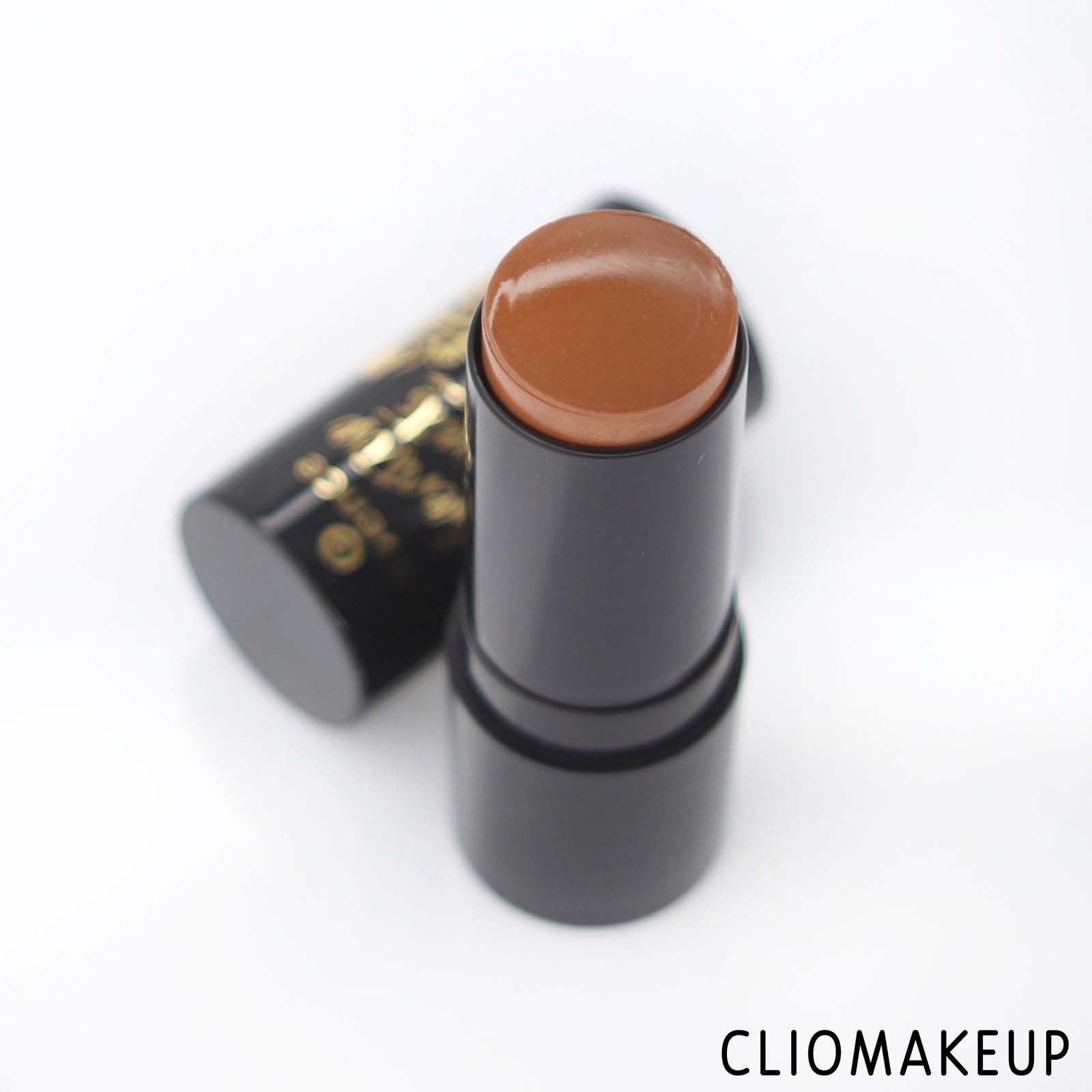 cliomakeup-recensione-terra-stick-essence-adventures-awaits-bronzing-stick-5