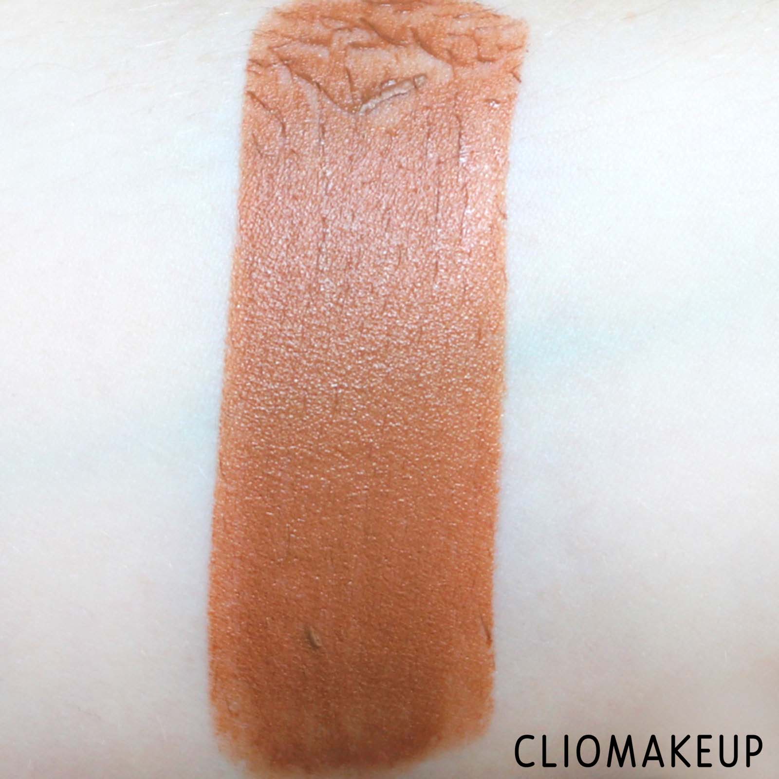 cliomakeup-recensione-terra-stick-essence-adventures-awaits-bronzing-stick-6