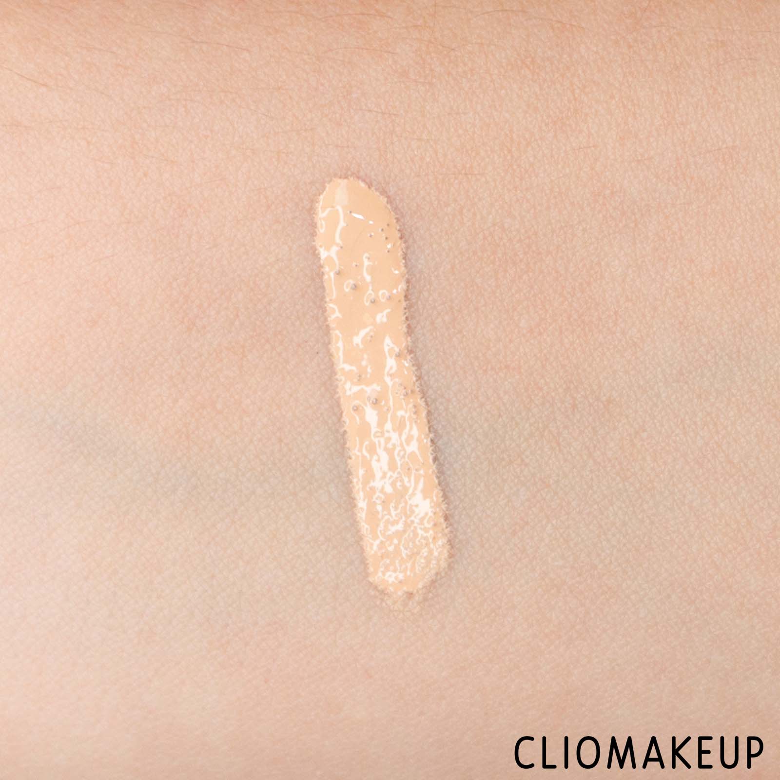 cliomakeup-recensione-correttore-too-faced-born-this-way-concealer-7