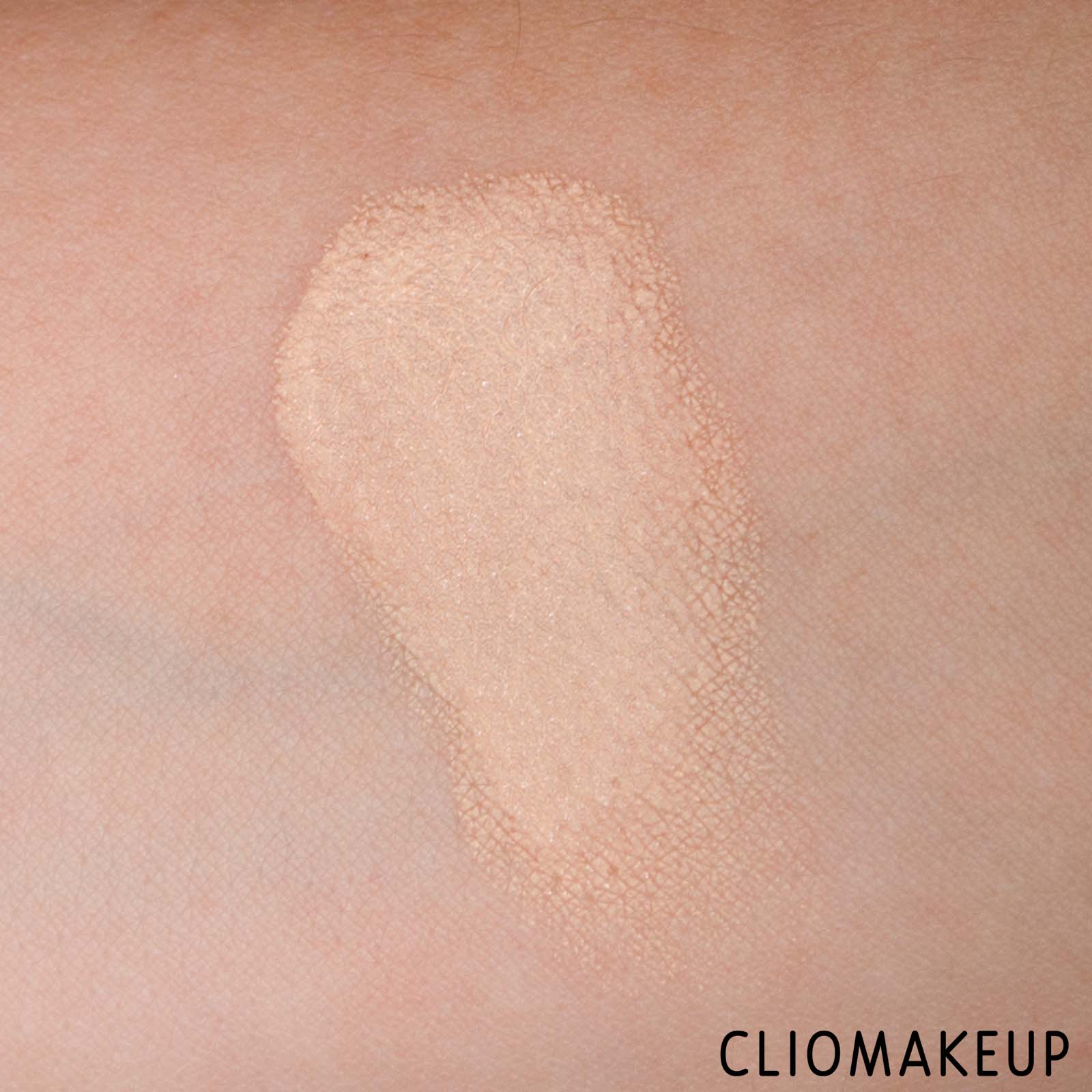 cliomakeup-recensione-correttore-too-faced-born-this-way-concealer-9