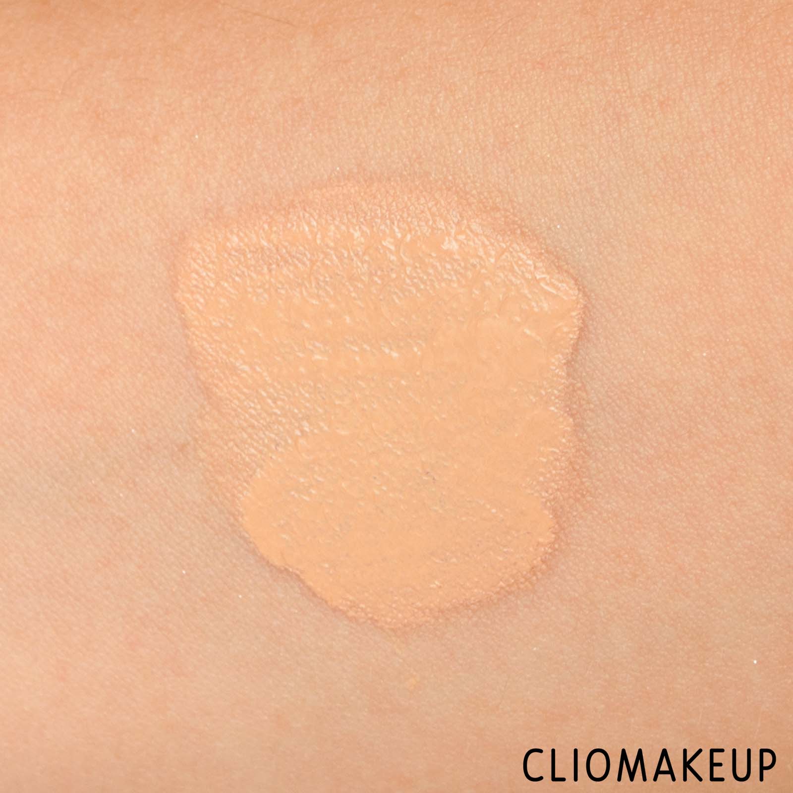 cliomakeup-recensione-fondotinta-benefit-hello-happiness-foundation-8