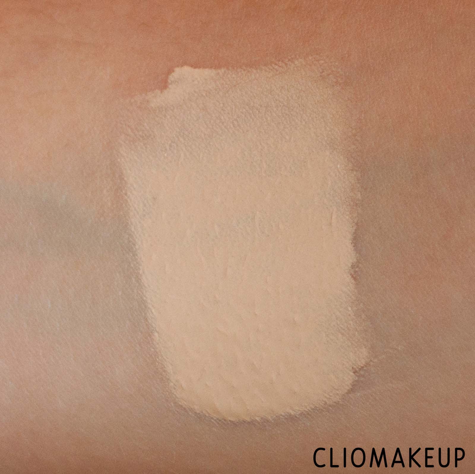 cliomakeup-recensione-fondotinta-colourpop-no-filter-foundation-8