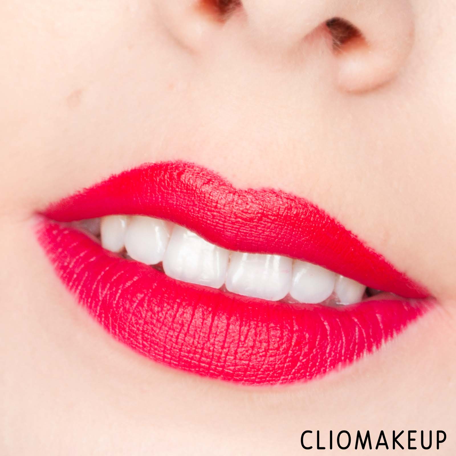 cliomakeup-recensione-gloss-e-rossetto-labbra-lancôme-kajal-lip-duo-lipstick-e-gloss-12