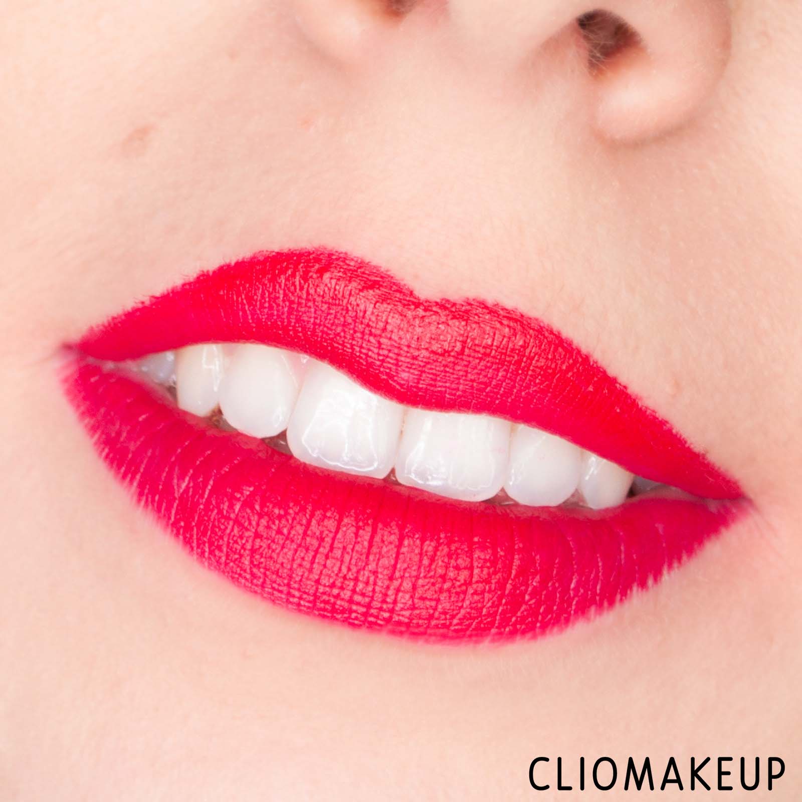 cliomakeup-recensione-gloss-e-rossetto-labbra-lancôme-kajal-lip-duo-lipstick-e-gloss-13