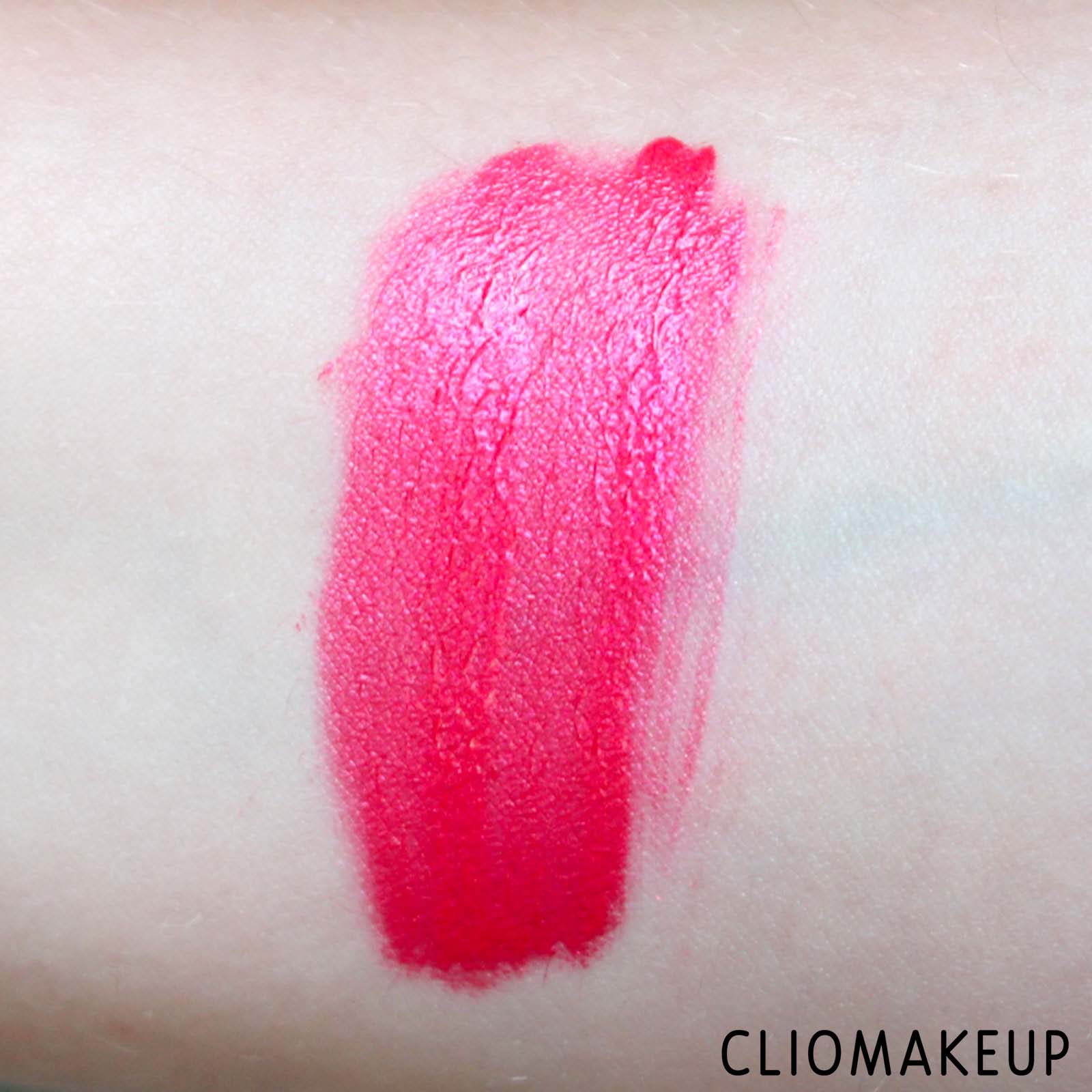 cliomakeup-recensione-gloss-mac-oh-sweety-lip-colour-6