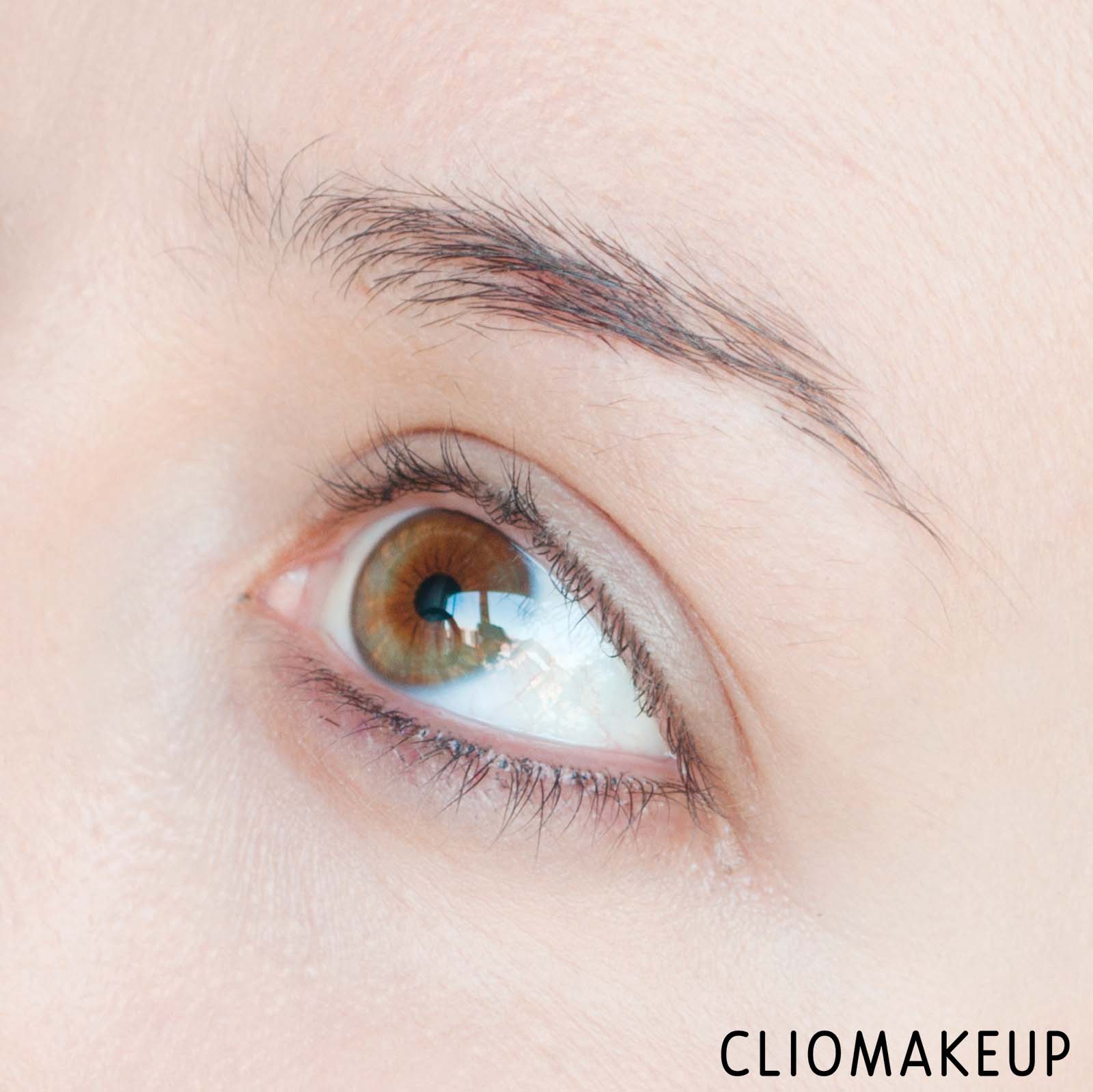 cliomakeup-recensione-mascara-deborah-24-ore-istant-maxi-volume-mascara-10