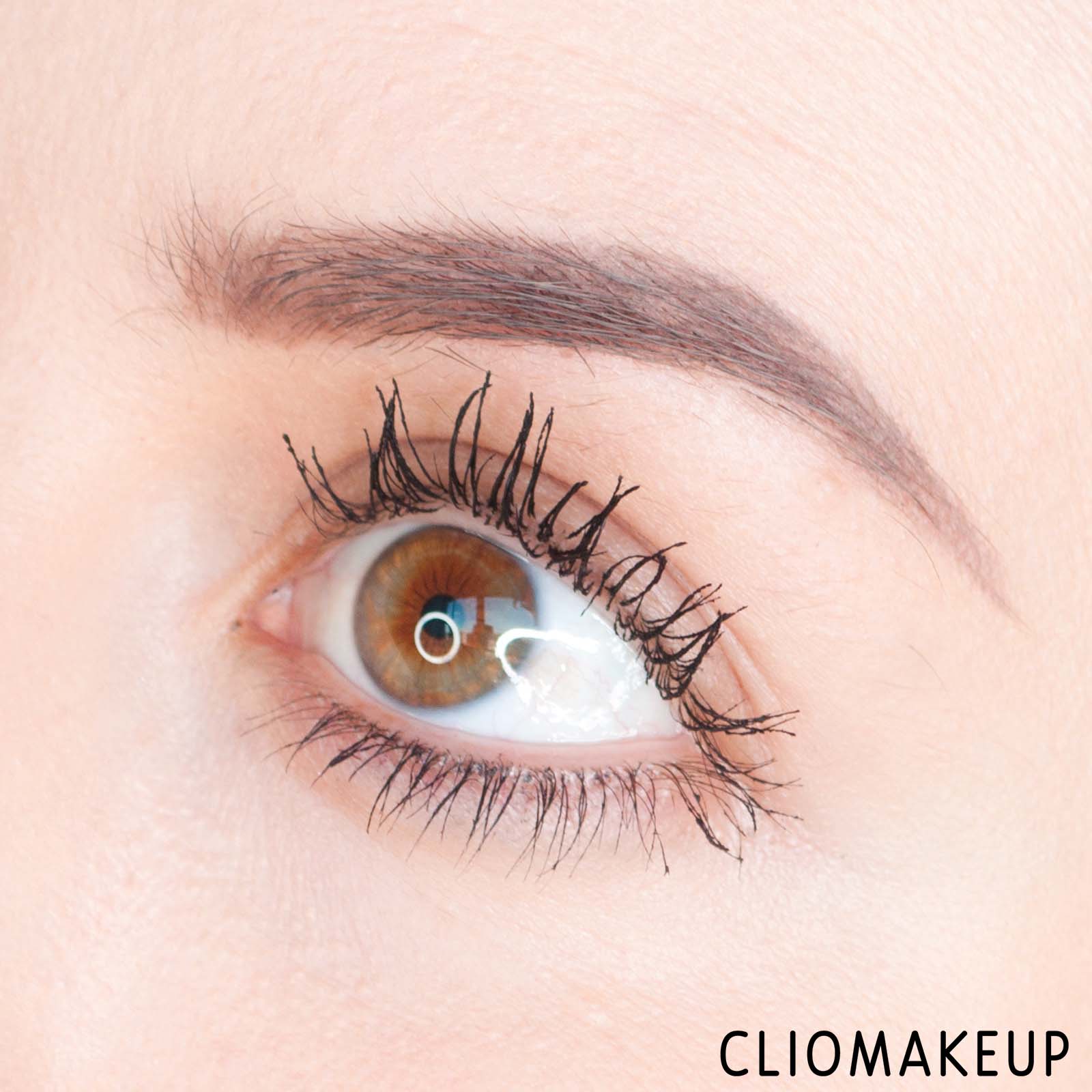 cliomakeup-recensione-mascara-deborah-24-ore-istant-maxi-volume-mascara-14