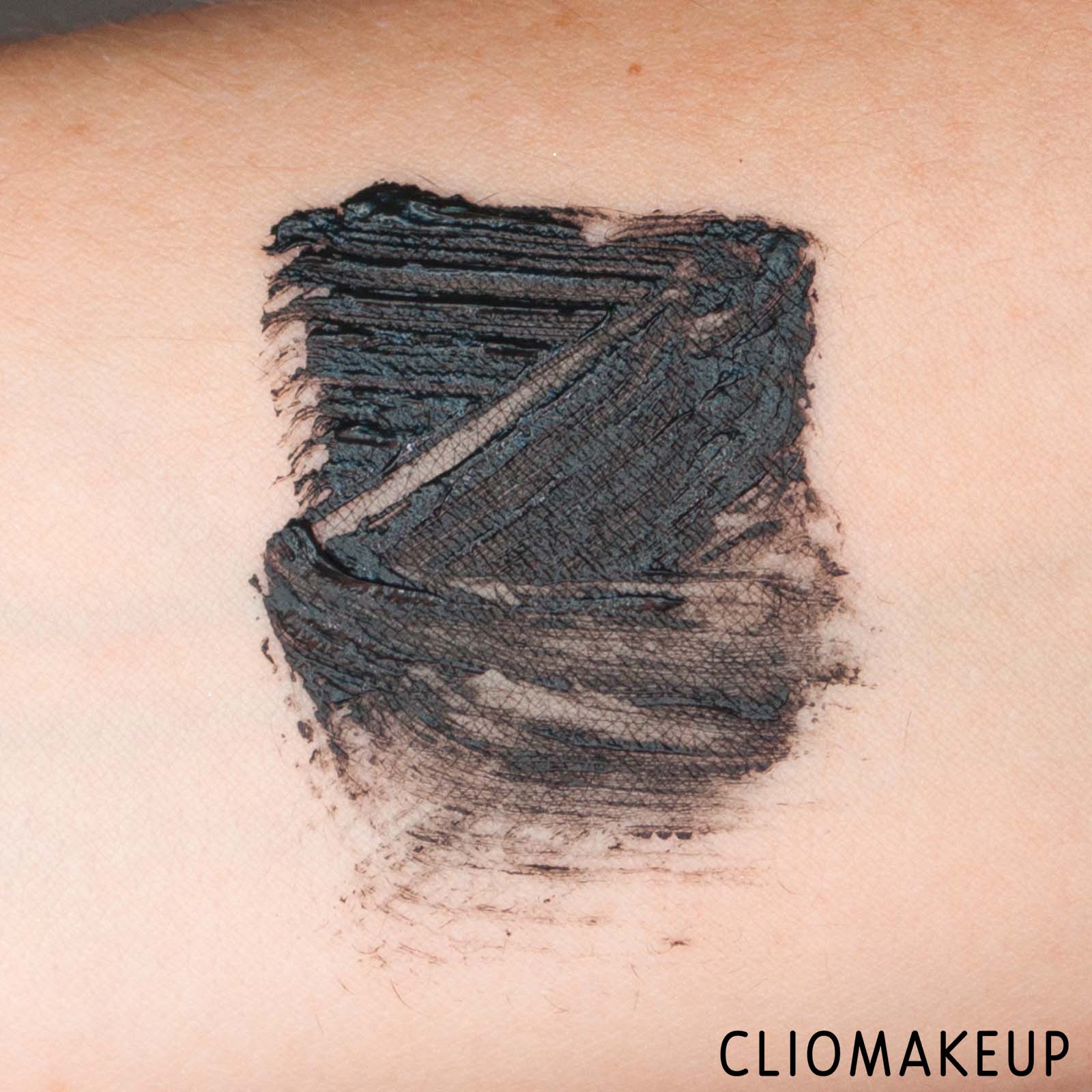 cliomakeup-recensione-mascara-deborah-24-ore-istant-maxi-volume-mascara-6