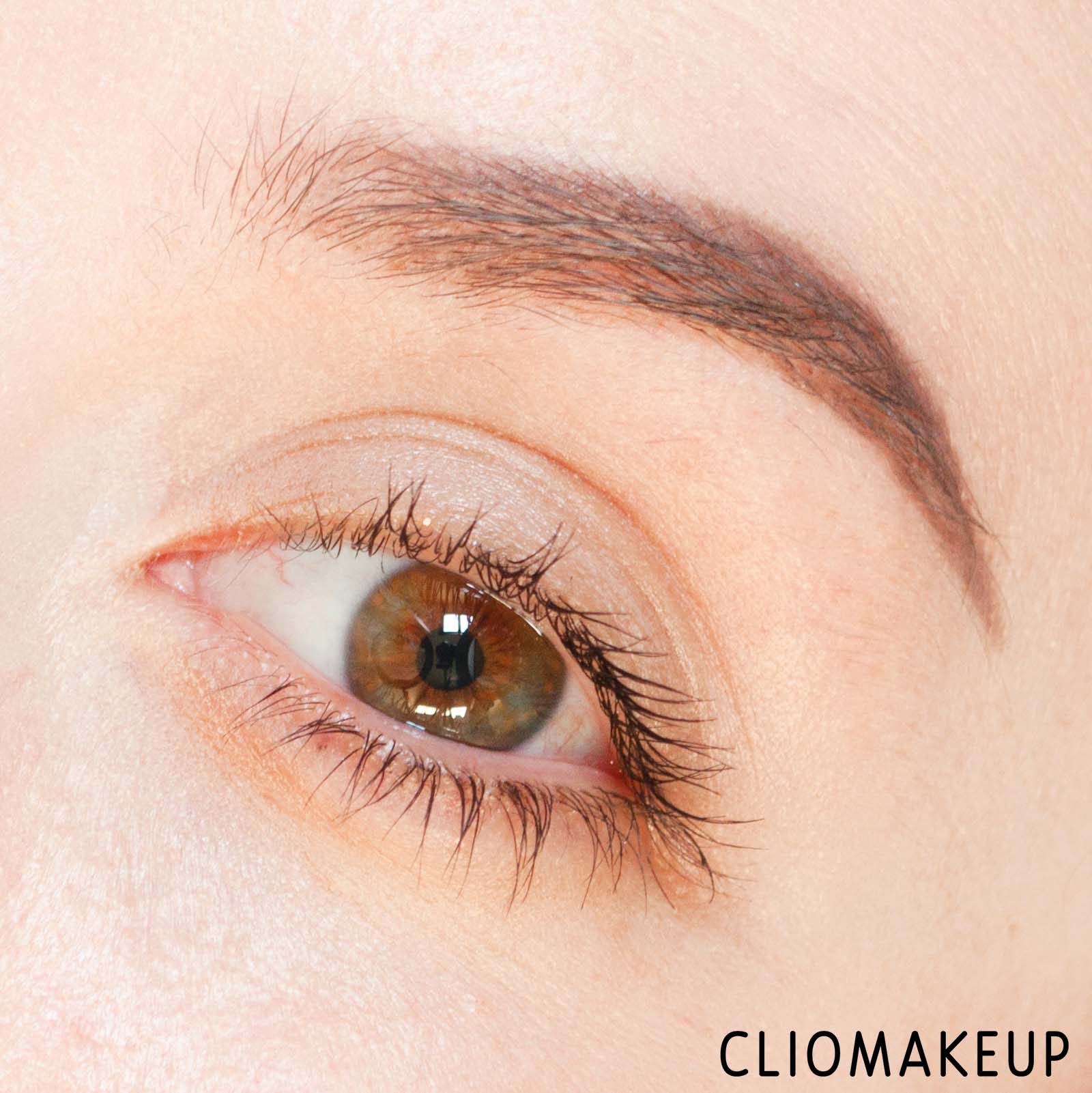 cliomakeup-recensione-mascara-essence-all-eyes-on-me-waterproof-multi-effect-mascara-13