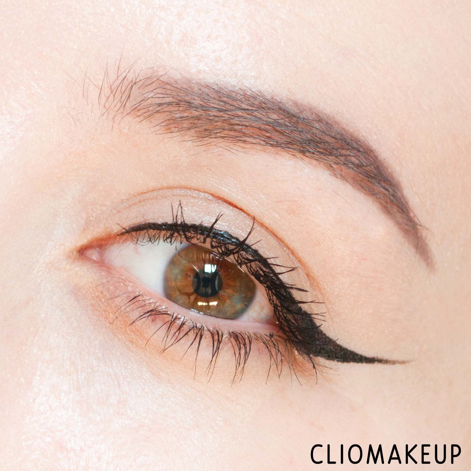 cliomakeup-recensione-mascara-essence-all-eyes-on-me-waterproof-multi-effect-mascara-15