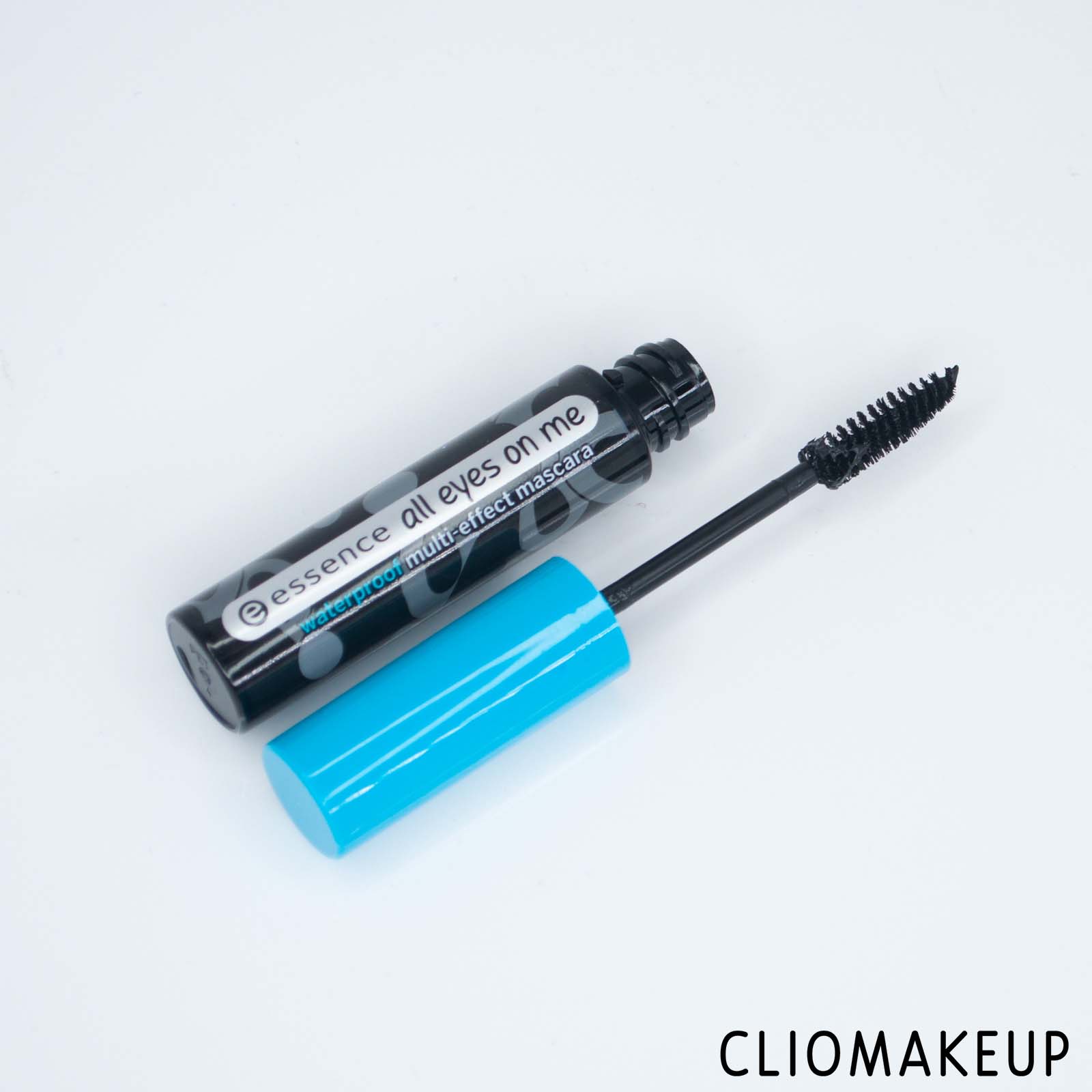 cliomakeup-recensione-mascara-essence-all-eyes-on-me-waterproof-multi-effect-mascara-4