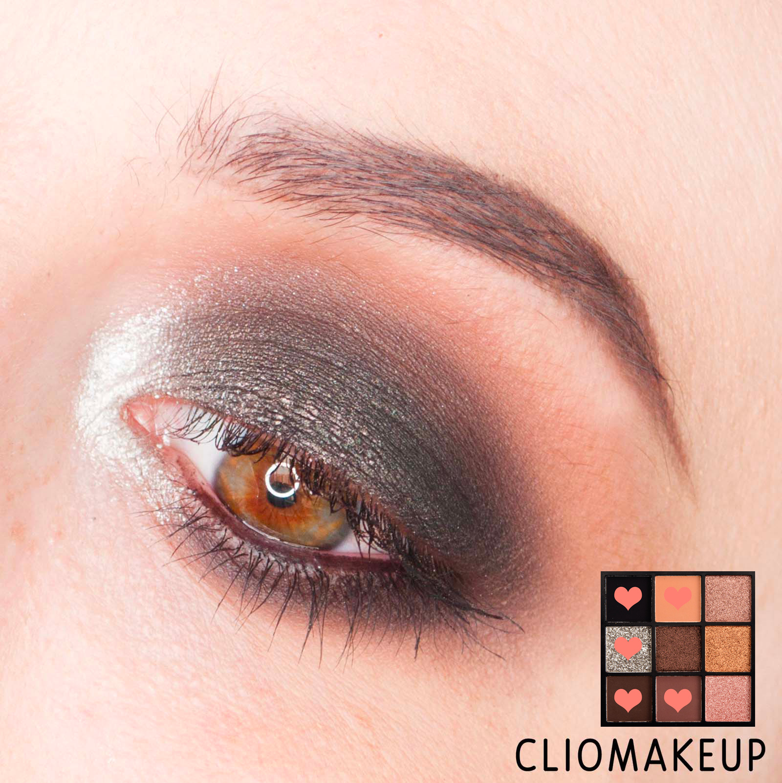 cliomakeup-recensione-palette-huda-beauty-smokey-obsessions-palette-17