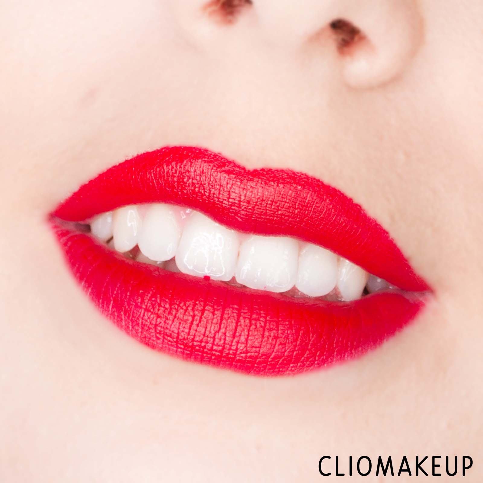 cliomakeup-recensione-rossetto-wycon-mattmellow-strawberry-popsicle-13