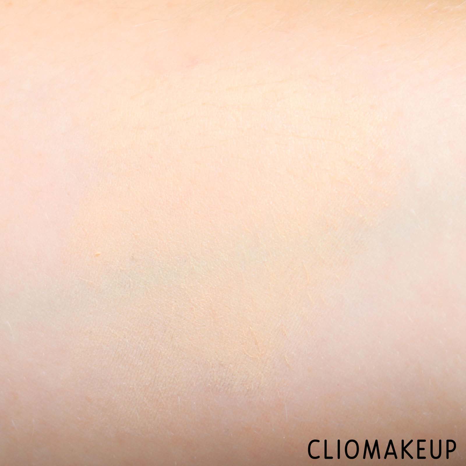 cliomakeup-recensione-correttore-wycon-liquid-concealer-8