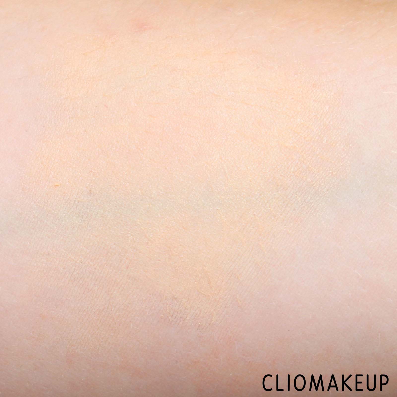 cliomakeup-recensione-correttore-wycon-liquid-concealer-9