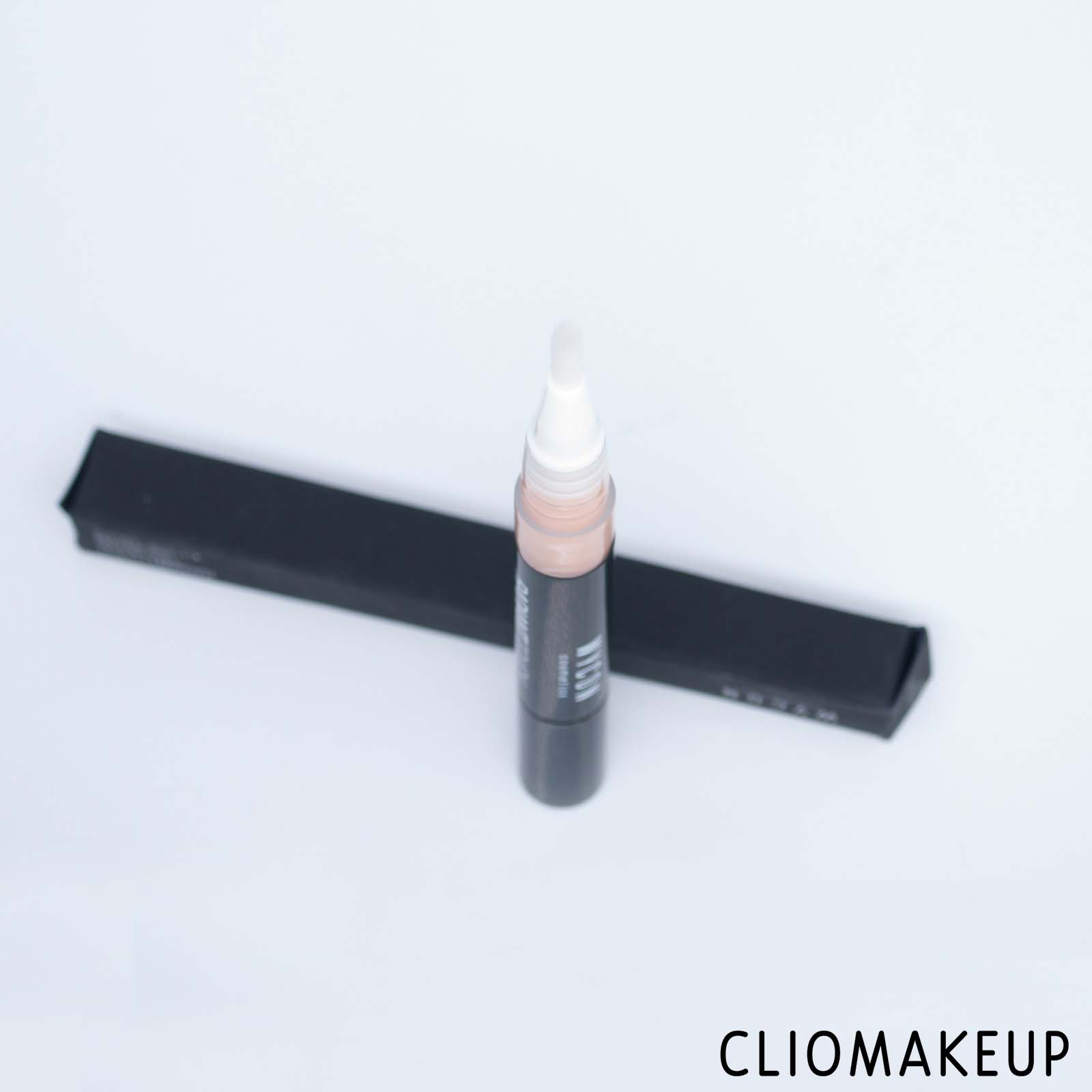 cliomakeup-recensione-correttore-wycon-radiant-touch-correttore-fluido-5