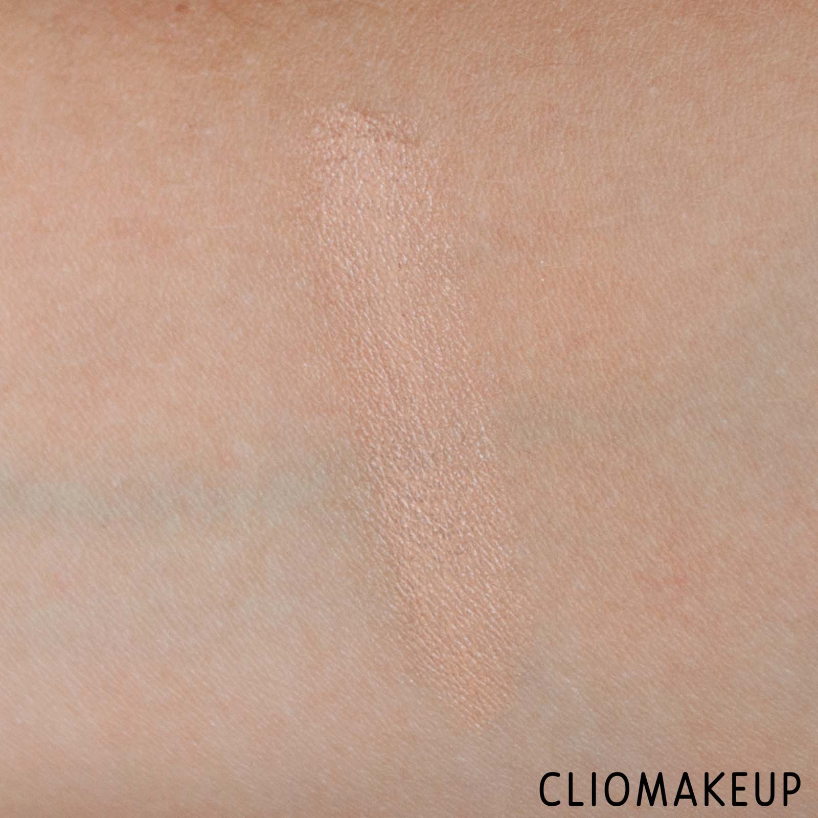 cliomakeup-recensione-correttore-wycon-radiant-touch-correttore-fluido-8