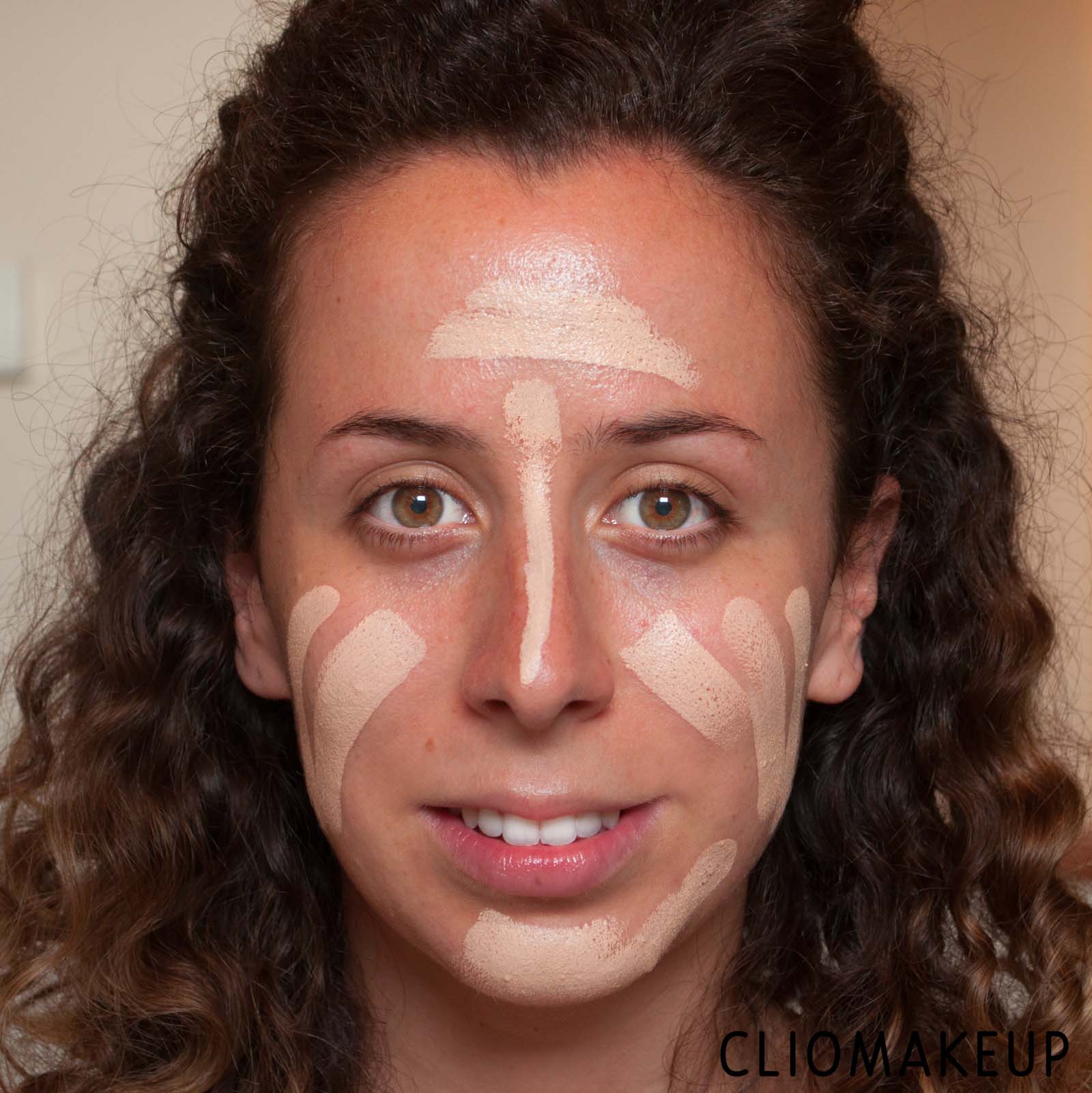 cliomakeup-recensione-fondotinta-nyx-mineral-stick-foundation-12