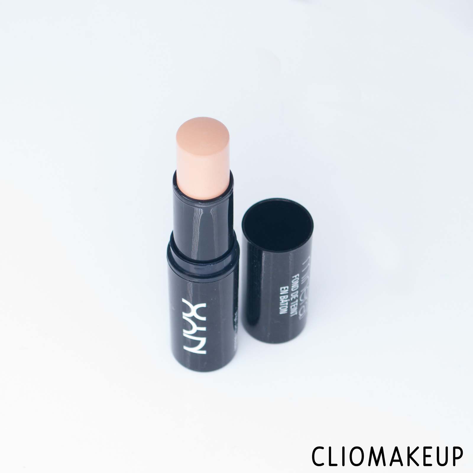 cliomakeup-recensione-fondotinta-nyx-mineral-stick-foundation-4