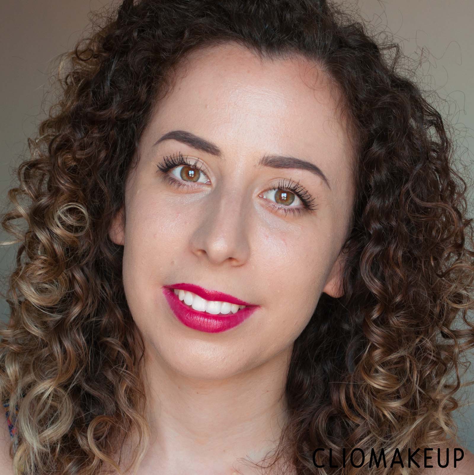 cliomakeup-recensione-fondotinta-too-faced-born-this way-foundation-14